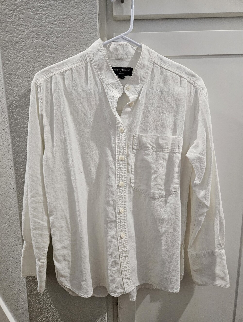 Banana Republic Linen-Blend Shirt (Size S)
